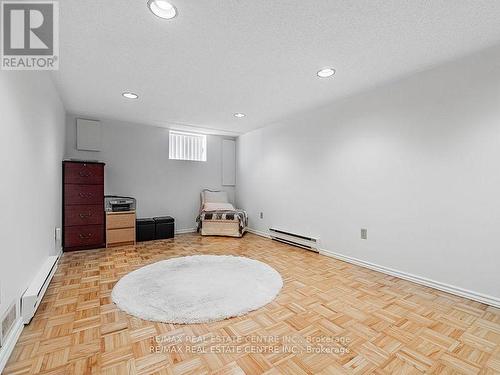 1585 Trotwood Avenue, Mississauga, ON - Indoor