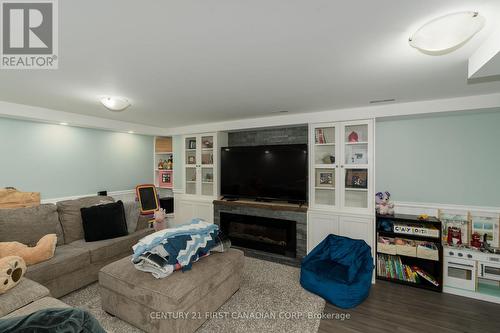 312 Admiral Drive, London, ON - Indoor