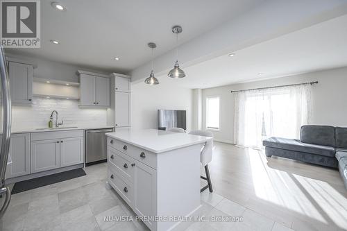 56 Cortland Terrace, St. Thomas, ON - Indoor Photo Showing Kitchen With Upgraded Kitchen