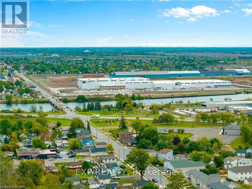 562 Broadway Street, Welland (Broadway), ON - Outdoor With View