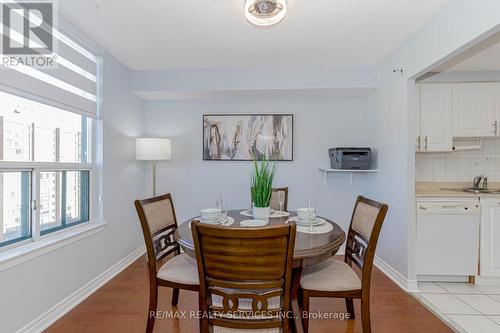 1816 - 135 Hillcrest Avenue, Mississauga, ON - Indoor Photo Showing Dining Room