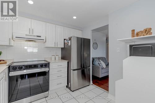 1816 - 135 Hillcrest Avenue, Mississauga, ON - Indoor Photo Showing Kitchen With Stainless Steel Kitchen