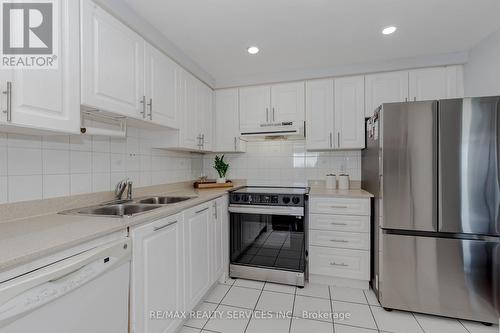 1816 - 135 Hillcrest Avenue, Mississauga, ON - Indoor Photo Showing Kitchen With Stainless Steel Kitchen With Double Sink