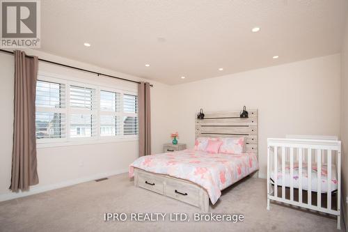 9 Porter Drive, Orangeville, ON - Indoor Photo Showing Bedroom