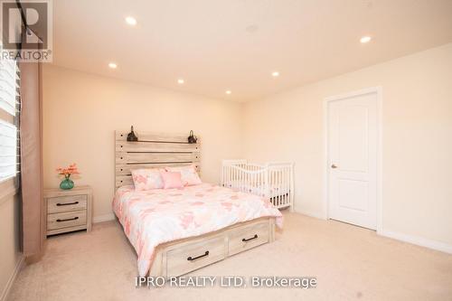 9 Porter Drive, Orangeville, ON - Indoor Photo Showing Bedroom