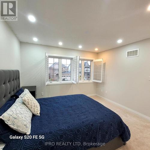 9 Porter Drive, Orangeville, ON - Indoor Photo Showing Bedroom