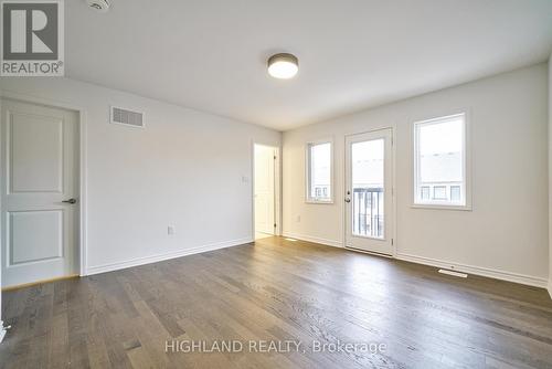 4 - 1210 Poppy Gardens, Oakville, ON - Indoor Photo Showing Other Room