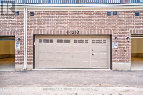 4 - 1210 Poppy Gardens, Oakville, ON - Outdoor With Exterior