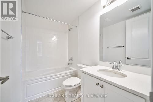 4 - 1210 Poppy Gardens, Oakville, ON - Indoor Photo Showing Bathroom