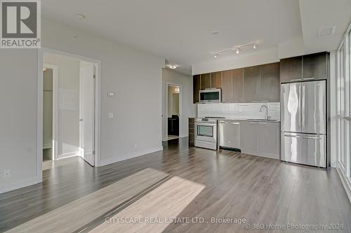 1301 - 10 Park Lawn Road, Toronto, ON - Indoor Photo Showing Kitchen