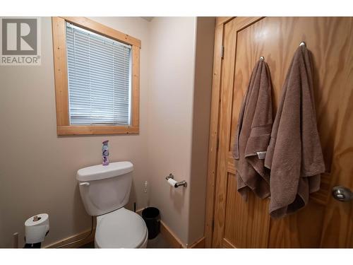 895 Dogwood Drive Unit# 13, Kimberley, BC - Indoor Photo Showing Bathroom