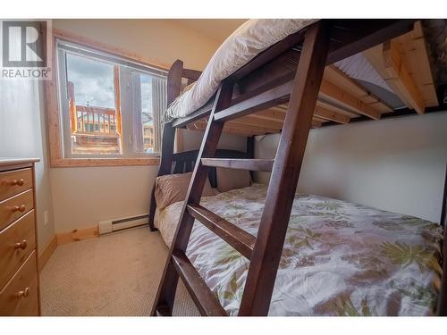 895 Dogwood Drive Unit# 13, Kimberley, BC - Indoor Photo Showing Bedroom