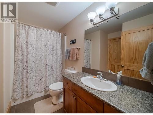 895 Dogwood Drive Unit# 13, Kimberley, BC - Indoor Photo Showing Bathroom