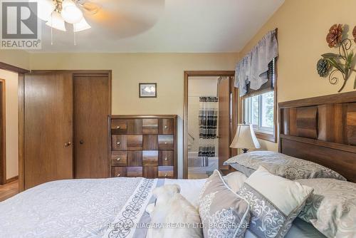 2495 Coral Avenue, Fort Erie (328 - Stevensville), ON - Indoor Photo Showing Bedroom