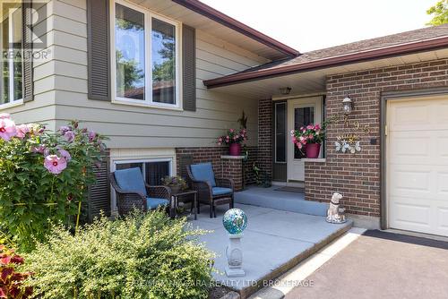 2495 Coral Avenue, Fort Erie (328 - Stevensville), ON - Outdoor With Deck Patio Veranda With Exterior