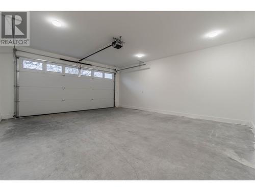 5830 Okanagan Street Unit# 103, Oliver, BC - Indoor Photo Showing Garage