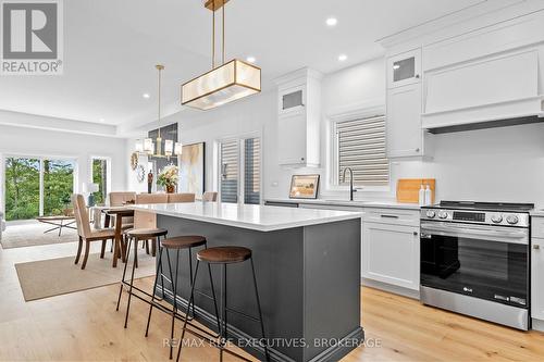 2710 Delmar Street, Kingston (City Northwest), ON - Indoor Photo Showing Kitchen With Upgraded Kitchen