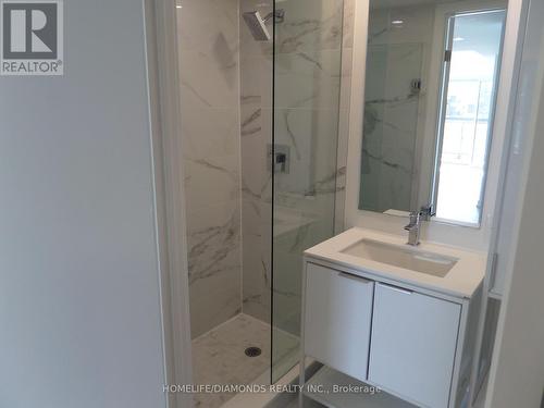 502 - 77 Shuter Street, Toronto, ON - Indoor Photo Showing Bathroom