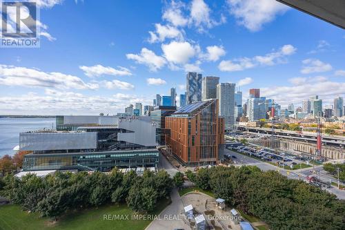 1233 - 15 Merchants' Wharf Road, Toronto, ON - Outdoor With Body Of Water With View