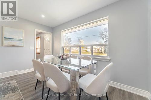 1204 Simcoe Street S, Oshawa, ON - Indoor Photo Showing Dining Room