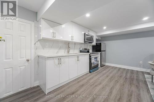 1204 Simcoe Street S, Oshawa, ON - Indoor Photo Showing Kitchen