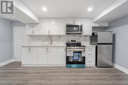 1204 Simcoe Street S, Oshawa, ON - Indoor Photo Showing Kitchen