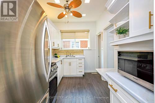 137 Benleigh Drive, Toronto, ON - Indoor Photo Showing Kitchen