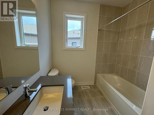 35 Golden Fern Street, Markham, ON - Indoor Photo Showing Bathroom