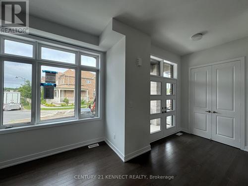 35 Golden Fern Street, Markham, ON - Indoor Photo Showing Other Room