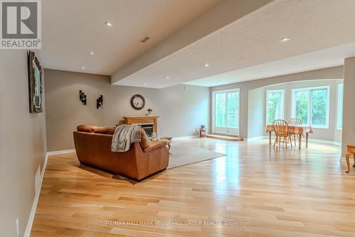 2320 7Th Line, Innisfil, ON - Indoor