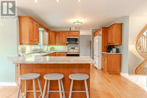 2320 7Th Line, Innisfil, ON - Indoor Photo Showing Kitchen