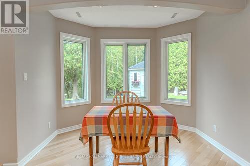 2320 7Th Line, Innisfil, ON - Indoor Photo Showing Dining Room