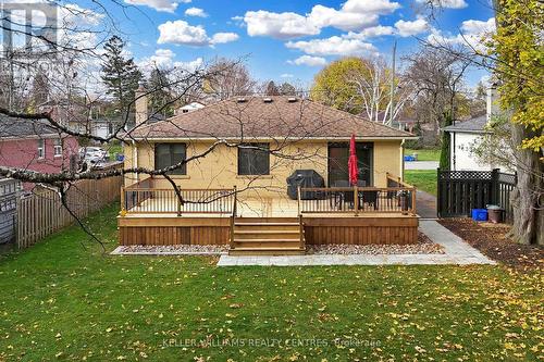 17 Patrick Drive, Aurora, ON - Outdoor With Deck Patio Veranda