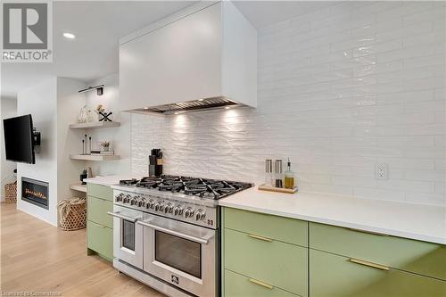 514 Oxbow Road, Waterloo, ON - Indoor Photo Showing Kitchen With Upgraded Kitchen