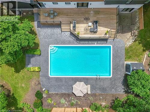 514 Oxbow Road, Waterloo, ON - Outdoor With In Ground Pool