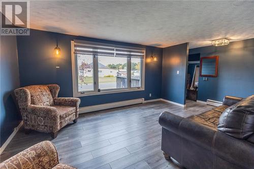 105 Dublin Street, Massey, ON - Indoor Photo Showing Living Room