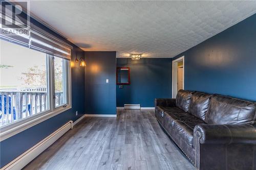 105 Dublin Street, Massey, ON - Indoor Photo Showing Living Room