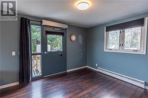 105 Dublin Street, Massey, ON - Indoor Photo Showing Other Room