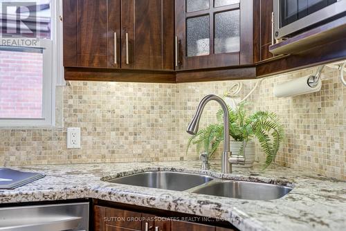 254 Salem Avenue, Toronto, ON - Indoor Photo Showing Kitchen With Double Sink With Upgraded Kitchen