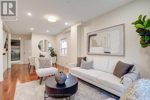 254 Salem Avenue, Toronto, ON - Indoor Photo Showing Living Room