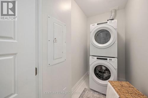 Laundry Room - 404 - 1560 Upper West Avenue, London, ON - Indoor Photo Showing Laundry Room