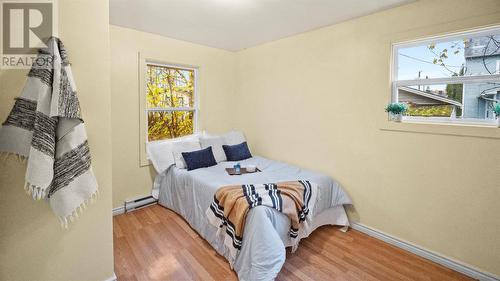 74 Whiteway Street, St. John'S, NL - Indoor Photo Showing Bedroom