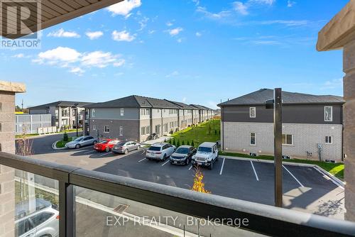 93 Renfrew Trail, Welland (767 - N. Welland), ON - Outdoor With Balcony