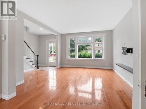 430 Ridge Road N, Fort Erie (335 - Ridgeway), ON - Indoor Photo Showing Other Room