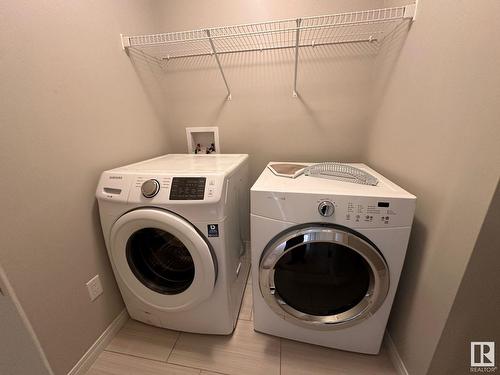 2412 Cassidy Wy Sw, Edmonton, AB - Indoor Photo Showing Laundry Room