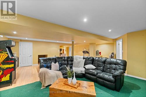 74 Elder Crescent, Whitby (Brooklin), ON - Indoor Photo Showing Living Room