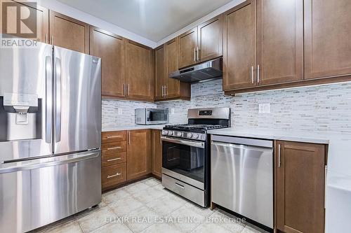 337 Dalgleish Gardens, Milton, ON - Indoor Photo Showing Kitchen With Stainless Steel Kitchen