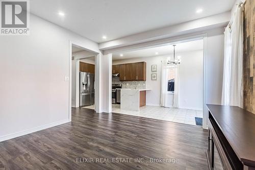 337 Dalgleish Gardens, Milton, ON - Indoor Photo Showing Kitchen