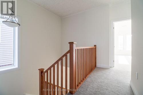 572 Balsam Poplar Street, Waterloo, ON - Indoor Photo Showing Other Room