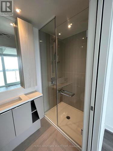 5406 - 3883 Quartz Road, Mississauga, ON - Indoor Photo Showing Bathroom